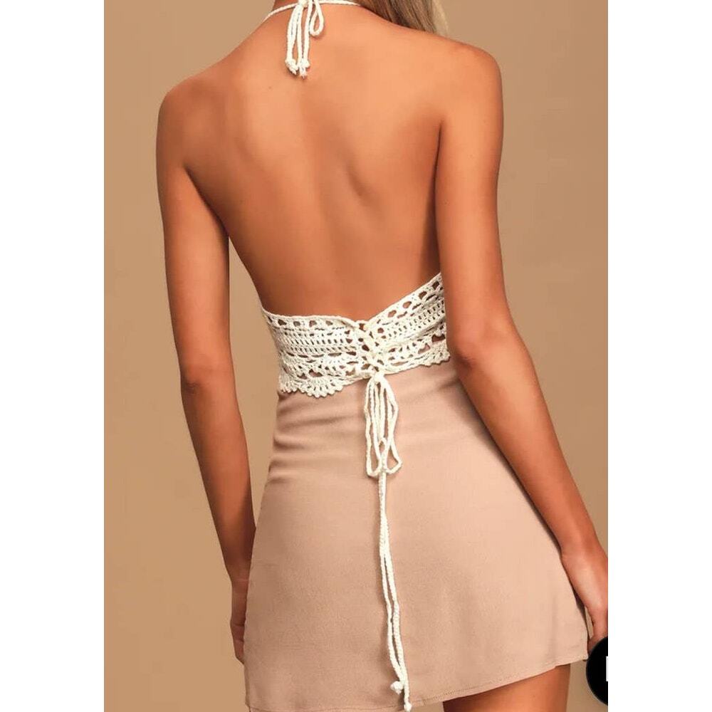 Lulu's Let's Run Away Ivory Crochet Halter Crop Top - M/L - Picture 3 of 7